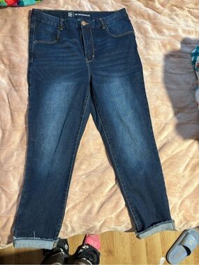 No Boundaries Dark Blue Cropped Stretch Jeans